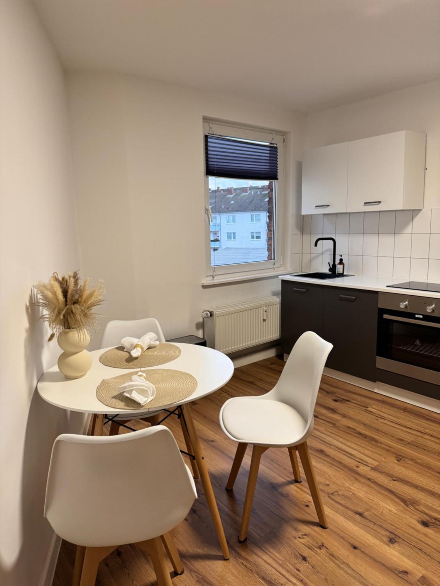 Zentrale Im Herzen Von * Düsseldorf